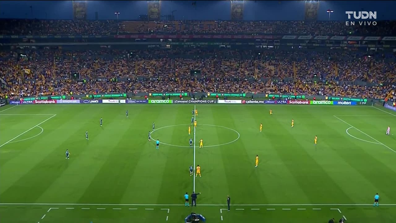 ¡TIRO ATAJADO! disparo por Ozziel Herrera.