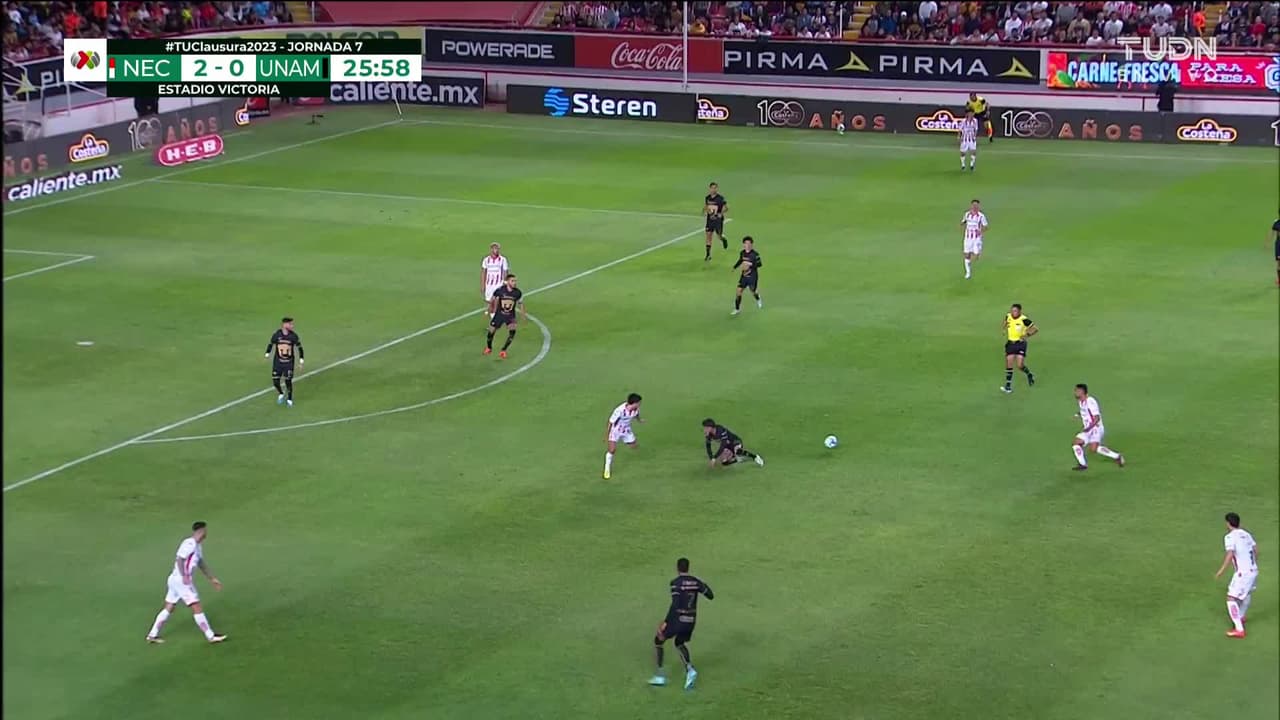 ¡TIRO ATAJADO! disparo por César Huerta.