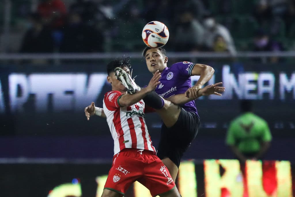 Aristeguieta (28’) y Carlos Vargas (31’) adelantaron a los locales. Juan Delgado (43’) y Zendejas (64’) emparejaron los cartones. A los 71’ apareció Camilo Sanvezzo para convertir por la pena máxima. La J2 del Guard1anes 2021 Mazatlán visitará a los Pumas y Necaxa recibirá al San Luis.