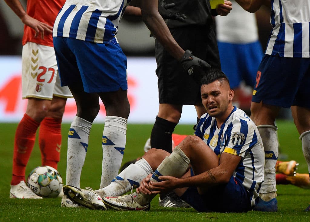 Hasta el minuto 86, Porto controlaba el partido con un marcador de 0-2 a favor, pero los jugadores del Sporting Braga no bajaron los brazos y con goles de Fransérgio (87') y Nicolás Gaitán (90+4'), Sporting Braga consigue un milagroso empate y dividen los puntos.
