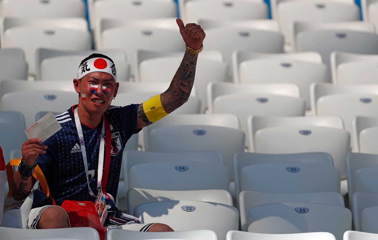 Fanáticos de las selecciones de Japón y de Polonia abarrotaron las calles y los alrededores de Volgograd Arena, y también sus tribunas para alentar a sus selecciones, ¡vaya colorido!