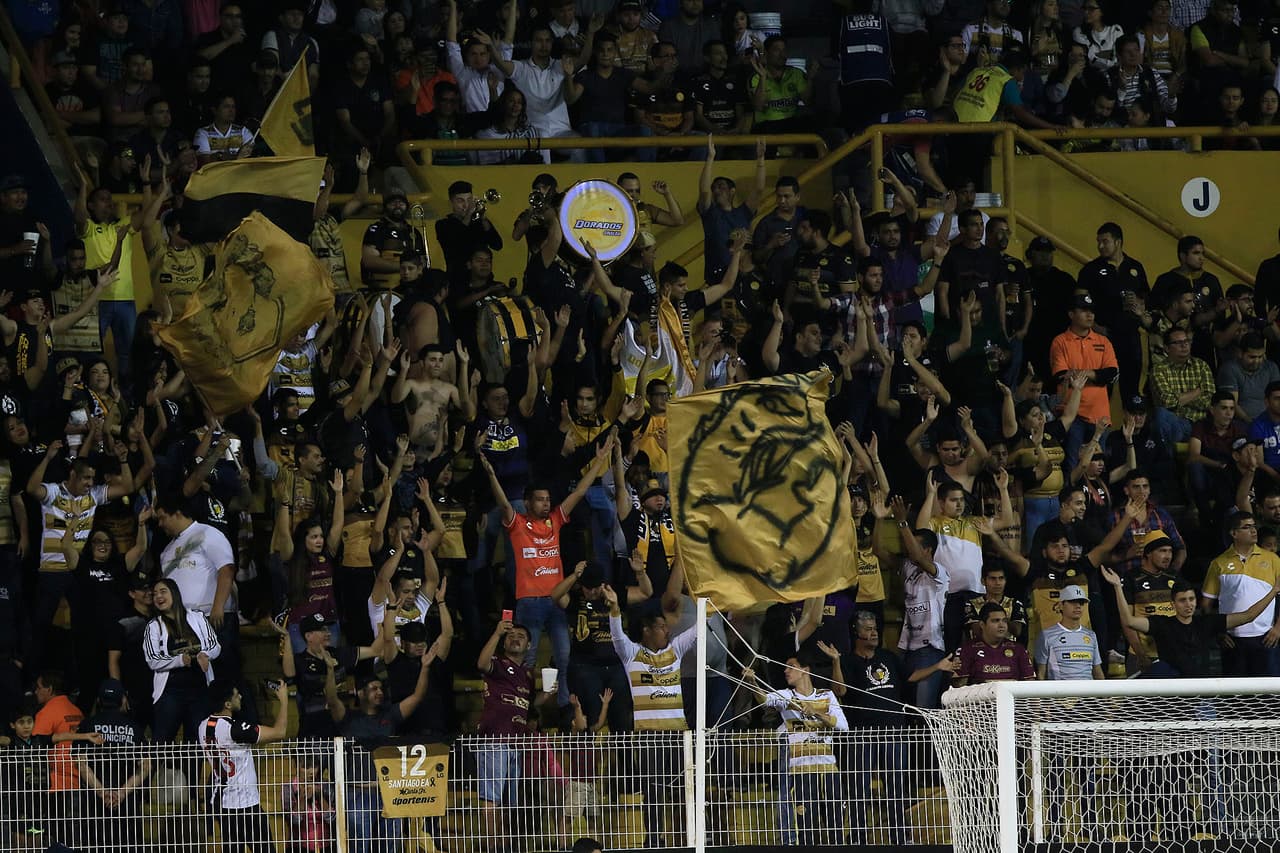 Es verdad que el Estadio Banorte no se llenó pero hubo más allá de medio cupo en el inmueble de Culiacán. Un numeroso grupo de aficionados acudieron a ver el encuentro de Liguilla.