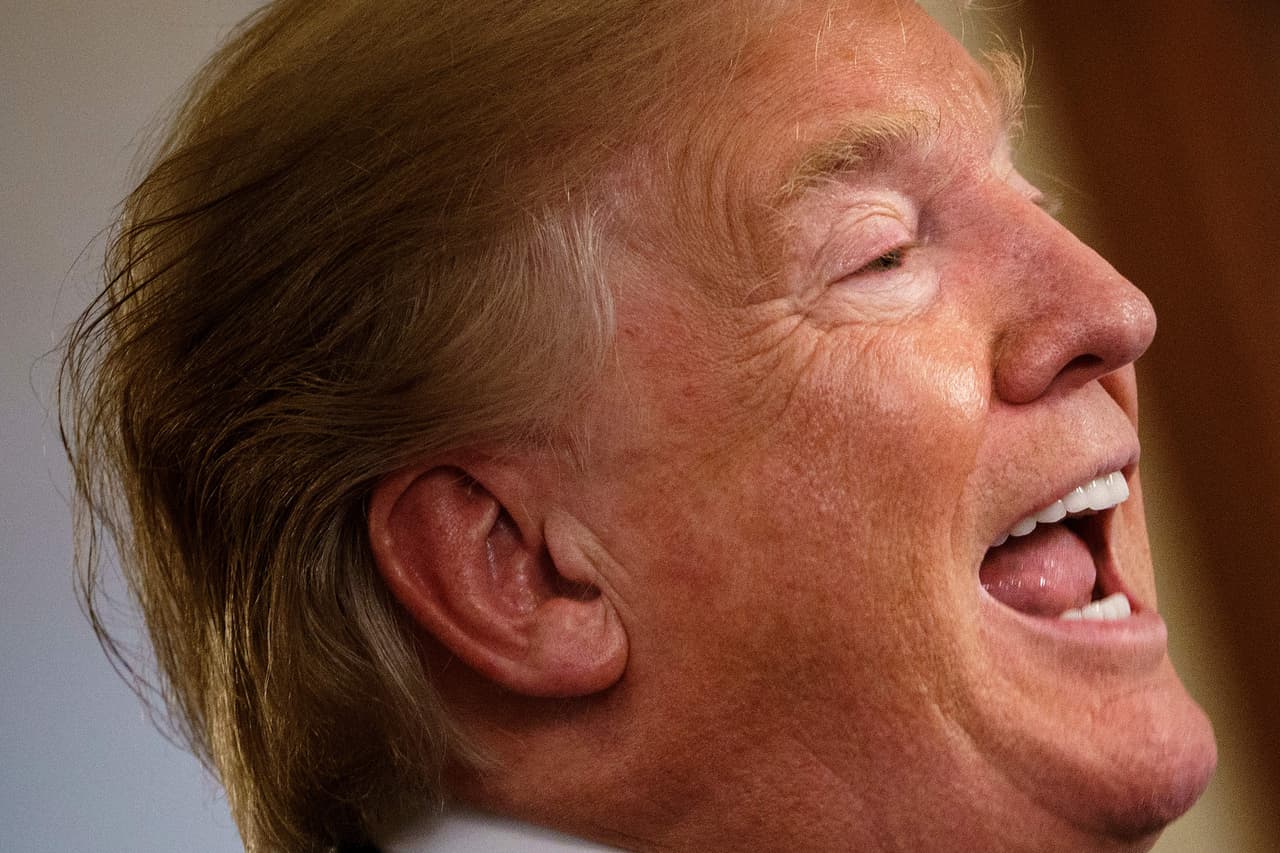 Dos insultos, un tuit: Trump agrede a LeBron James y al periodista de CNN Don Lemon