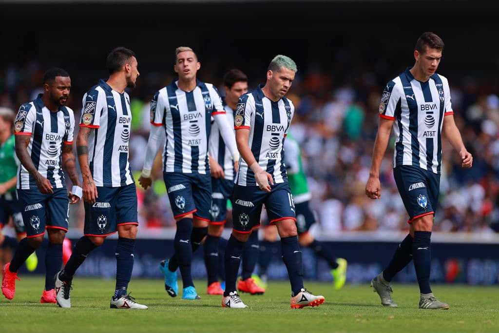 Pumas dominó al campeón Rayados de Monterrey todo el partido, Barovero estuvo fino atrás y los atacantes universitarios insistieron hasta que cayó el gol.