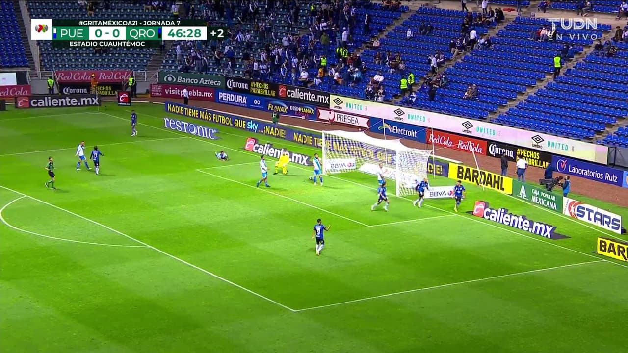 ¡GOL!  anota para Querétaro. Jonathan Dos Santos