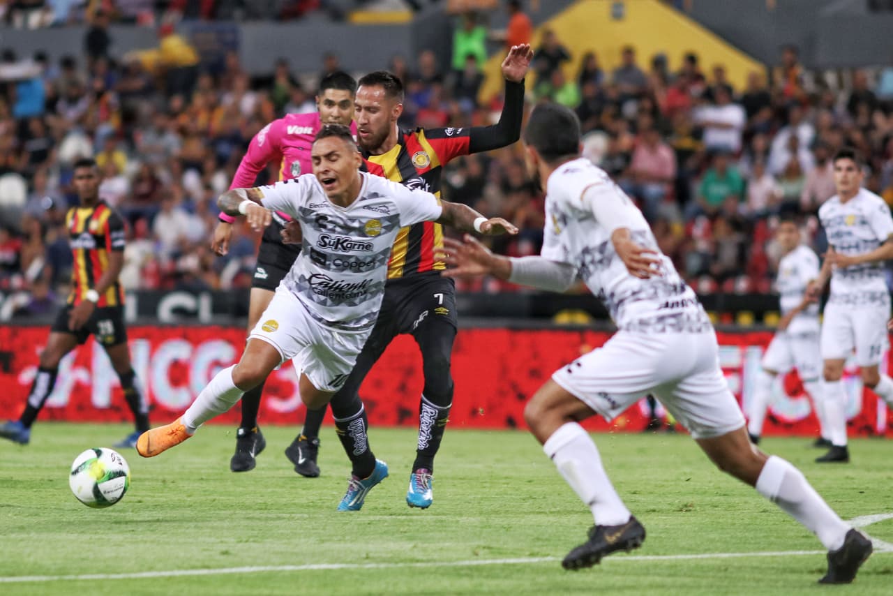 Y haber generado muchas oportunidades en territorio rival pero seguir con ese problema de la falta de contundencia, hirió a los dirigidos por Maradona.