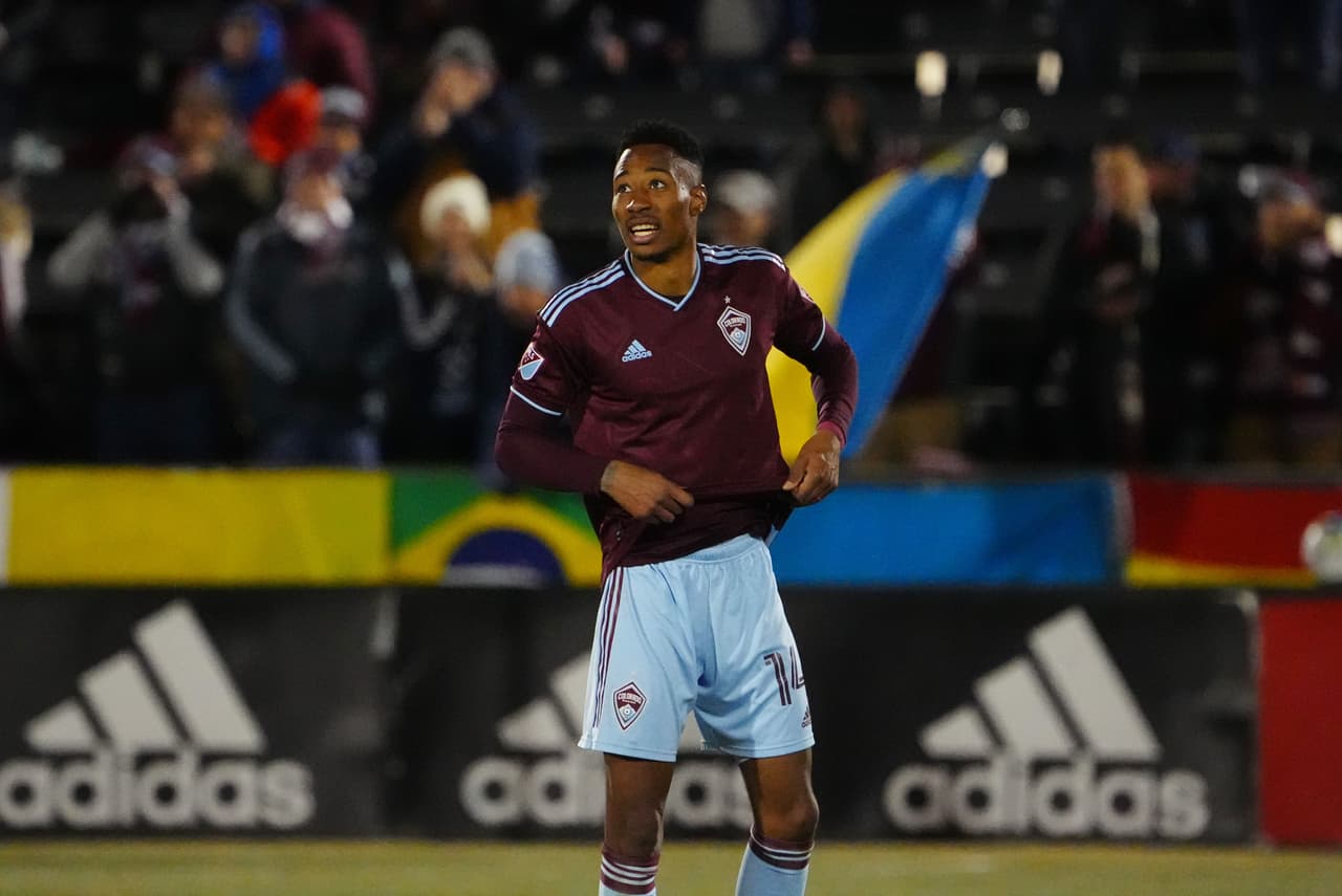 Mediocampista - MARK-ANTHONY KAYE (Colorado Rapids)
<br>