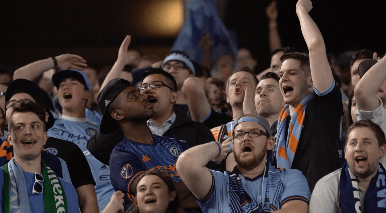 En cada partido los hinchas del City llenan los 54.000 asientos del Yankee Stadium