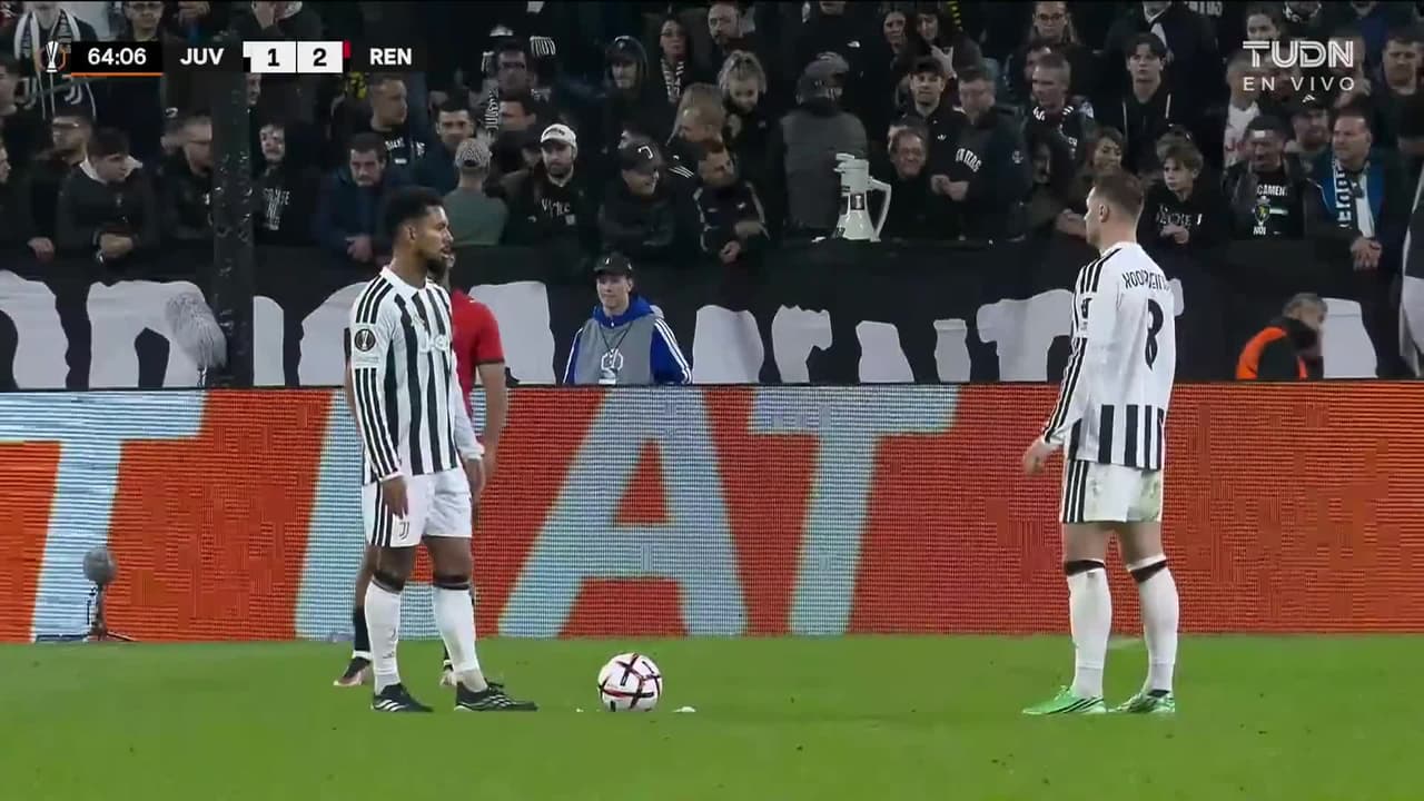 ¡Penal para la Juventus! Los de Turín vuelven al partido y lo ponen 2-2
