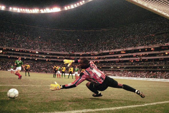 Zague despachó 11 goles en la Copa Oro de 1993, para convertirse, de lejos, en el máximo anotador de un solo torneo.