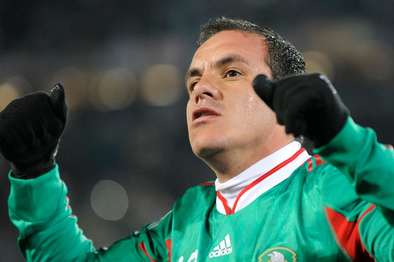 Cuauhtémoc Blanco ha sido uno de los grandes ídolos del fútbol mexicano. El 'Cuau' representó a México en 119 ocasiones incluyendo los mundiales de Francia 98, Japón-Corea 2002 y Sudáfrica 2010. En Alemania 2006 quedó fuera por diferencias con Ricardo LaVolpe.