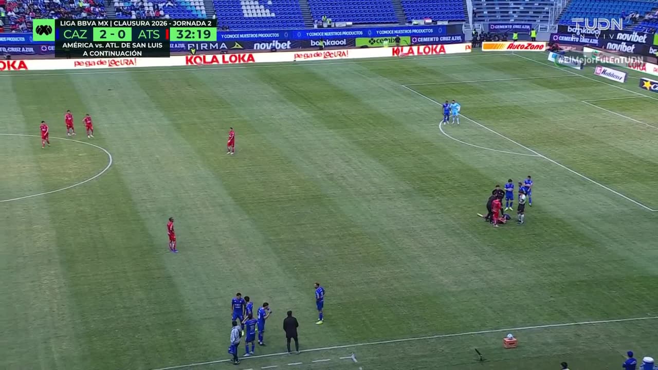 ¡Se prenden las alarmas! Diego González sale de cambio por lesión