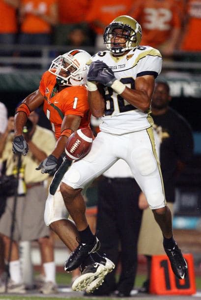 5.- Brandon Harris, Miami. Edad: 22 años, Estatura: 1.78m, Peso: 87kg, Estadísticas 2010: Tackleos: 129, balobes sueltos forzados: 3, intercepciones: 4.