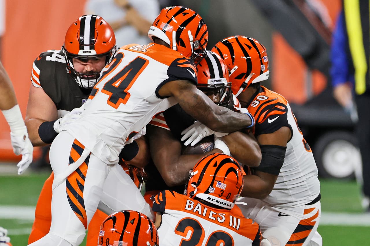Los Cincinnati Bengals se quedan cortos y caen 30 - 35 frente a los Cleveland Browns.