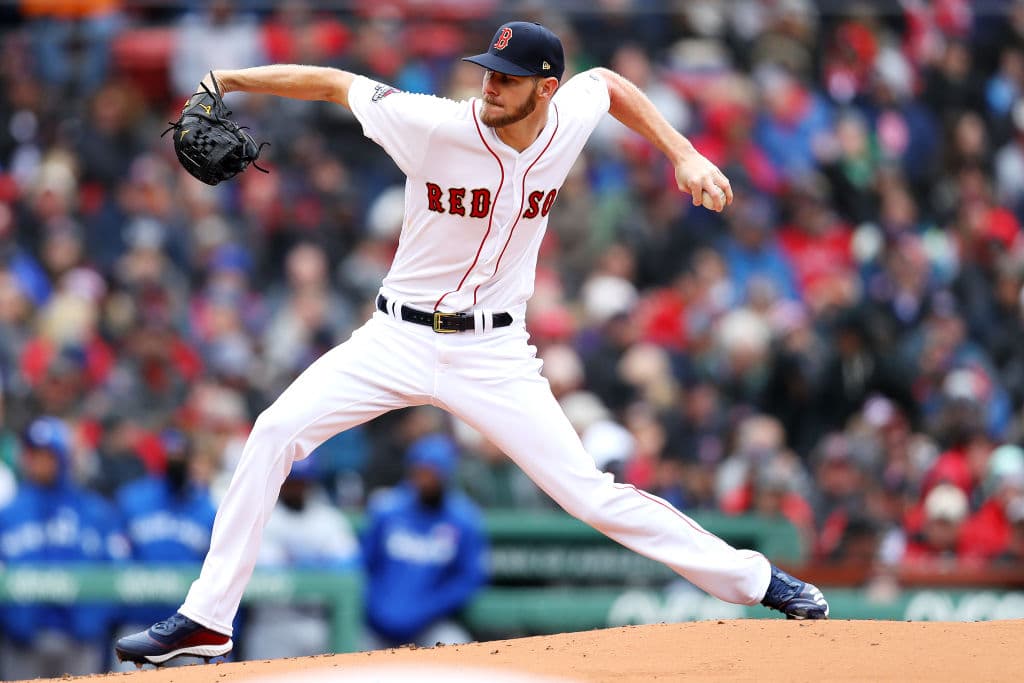 Chris Sale (0-3) fue el encargado para los Boston Red Sox para abrir pero sus problemas siguieron esta tarde al lanzar por espacio de 4.0 innings en los que le dieron siete imparables, permitió cinco carreras y ponchó a tres para llevarse su tercer revés de la campaña.