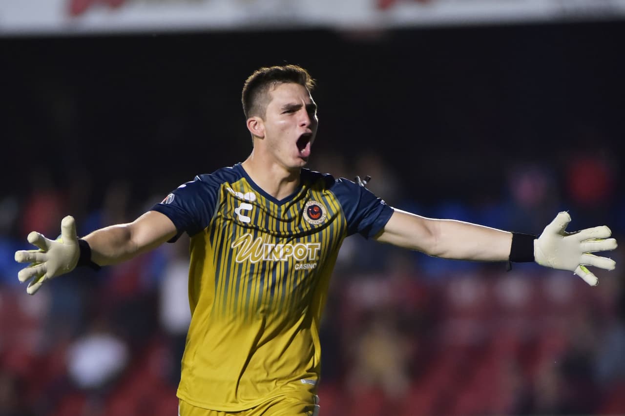 Sebastían Jurado, tiene 22 años, juega para el Veracruz y está tasado en 1.5 millones de euros, según el portal Transfermarkt.