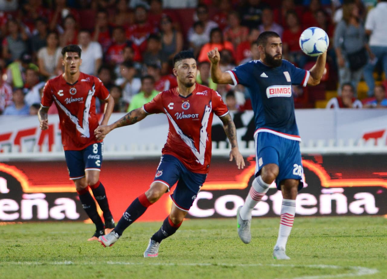 Por lo pronto, tanto Chivas como Marco Fabián deben empezar a sumar y a mostrar el nivel que enseñaron al final del Clausura 2015.