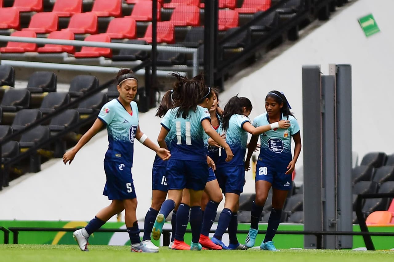 Dalia Molina emparejó el encuentro al minuto 7, pero no pudieron hacer mucho más para evitar la derrota.