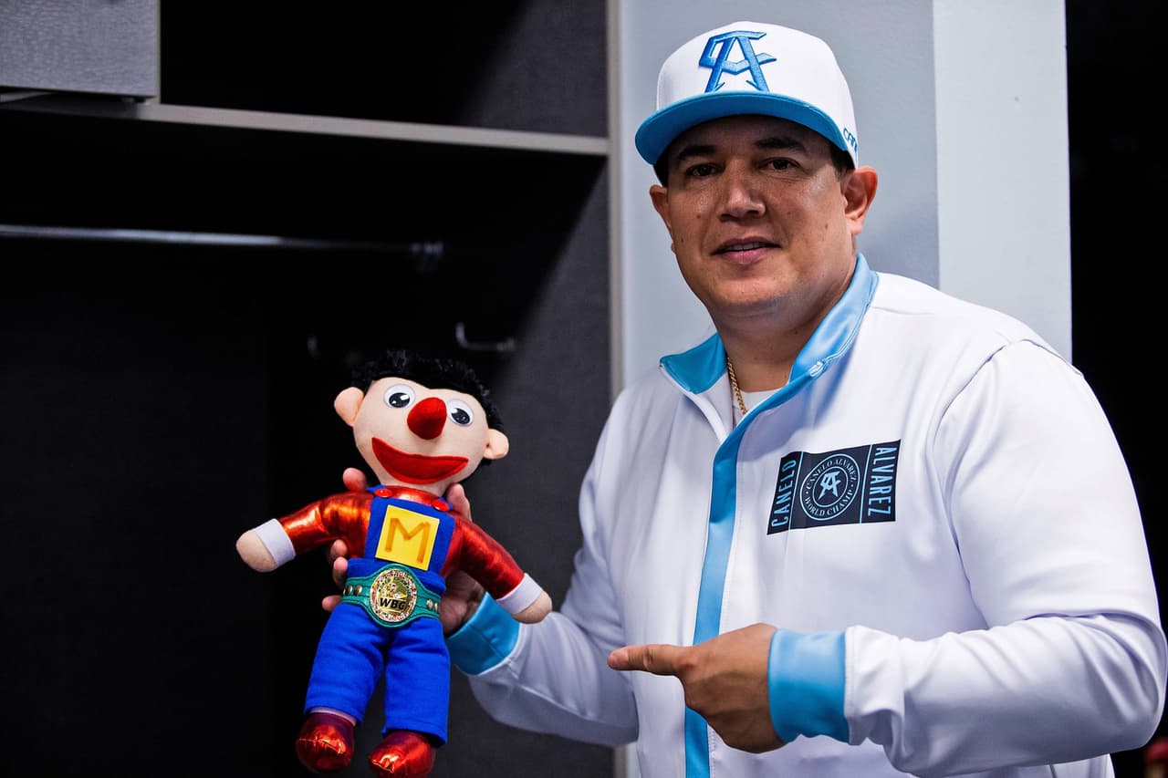 Eddy Reynoso, manager de Canelo, se suma a labor altruista