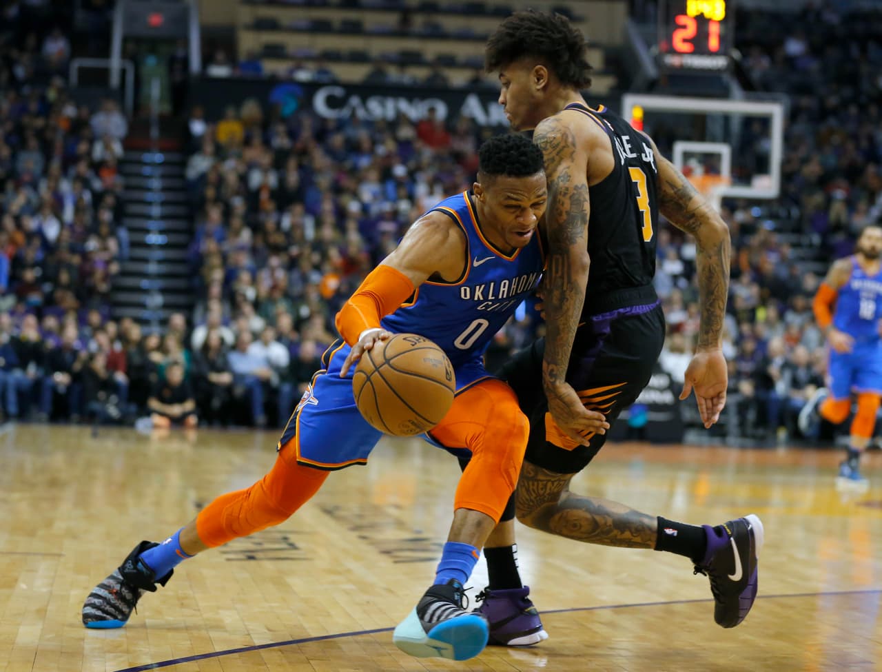 Russell Westbrook anotó 40 puntos, con 12 rebotes y 8 asistencias en una noche ideal para el Thunder.