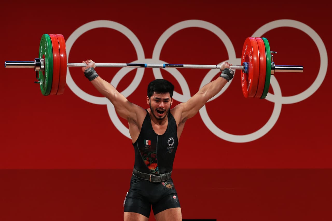 Jorge Cárdenas acaba segundo en 73kg del Grupo B en halterofilia