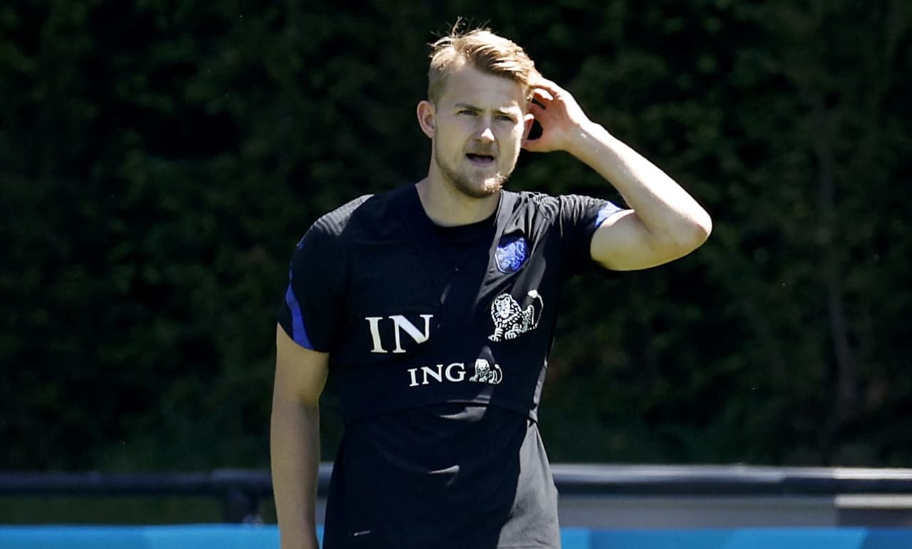 De Ligt levanta alarmas en Países Bajos para la Euro