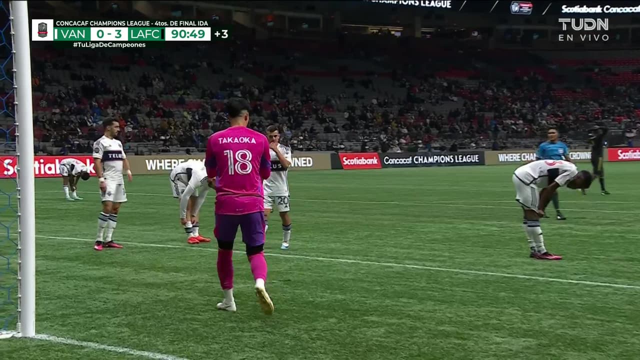 ¡TIRO ATAJADO! disparo por Sergi Palencia.