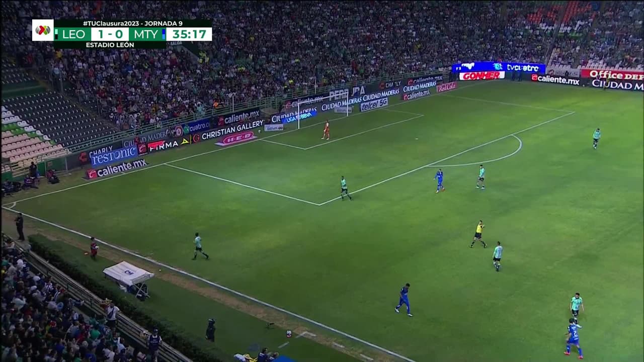 ¡TIRO ATAJADO! disparo por Rogelio Funes Mori.