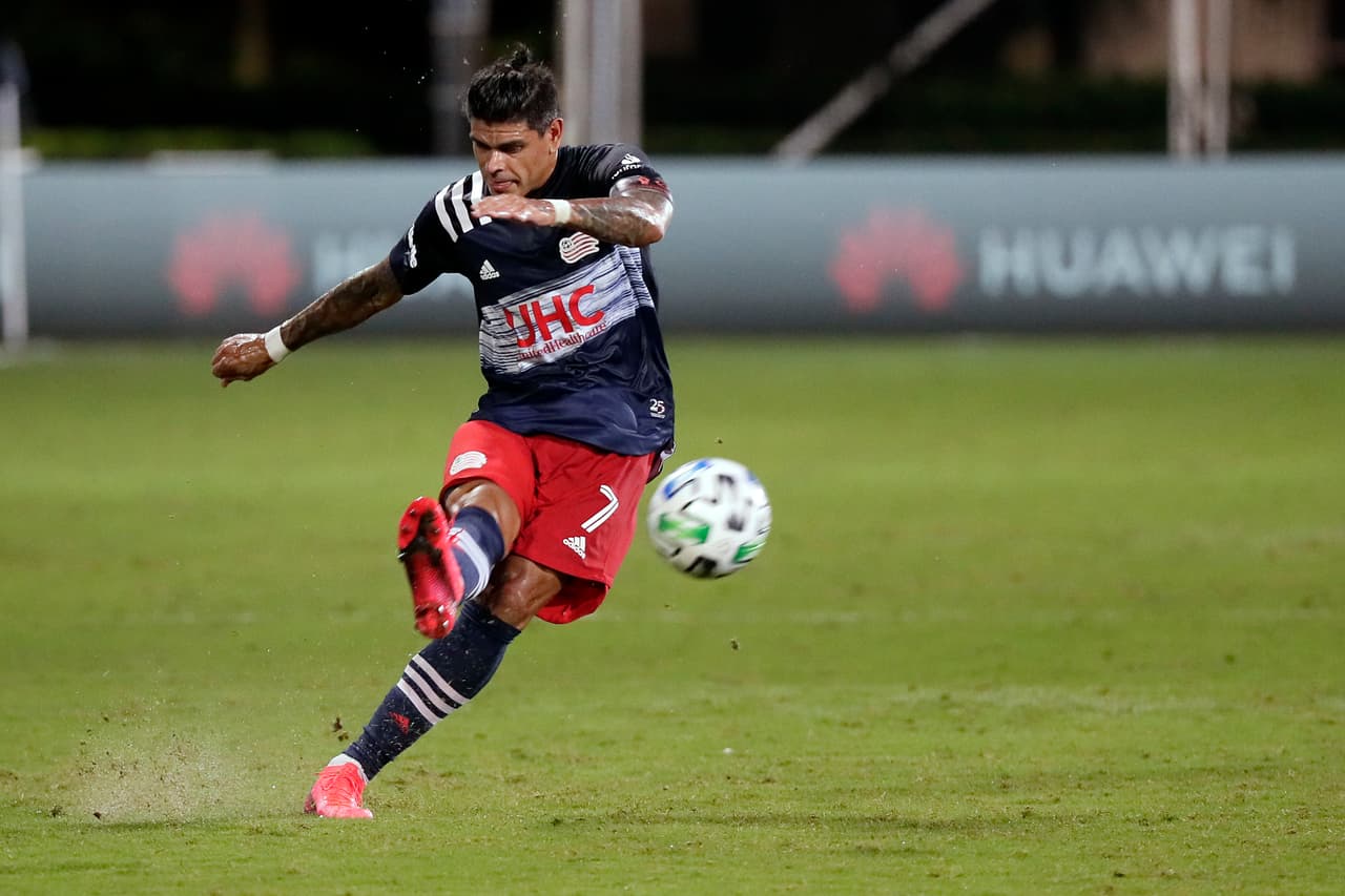 Los de Bruce Arena abandonan el MLS is Back tras caer por la mínima. | Sergio Santos Gomes marcó al 63’ el gol que eliminó a New England Revolution y les dio el pase a la siguiente fase del torneo estadounidense.