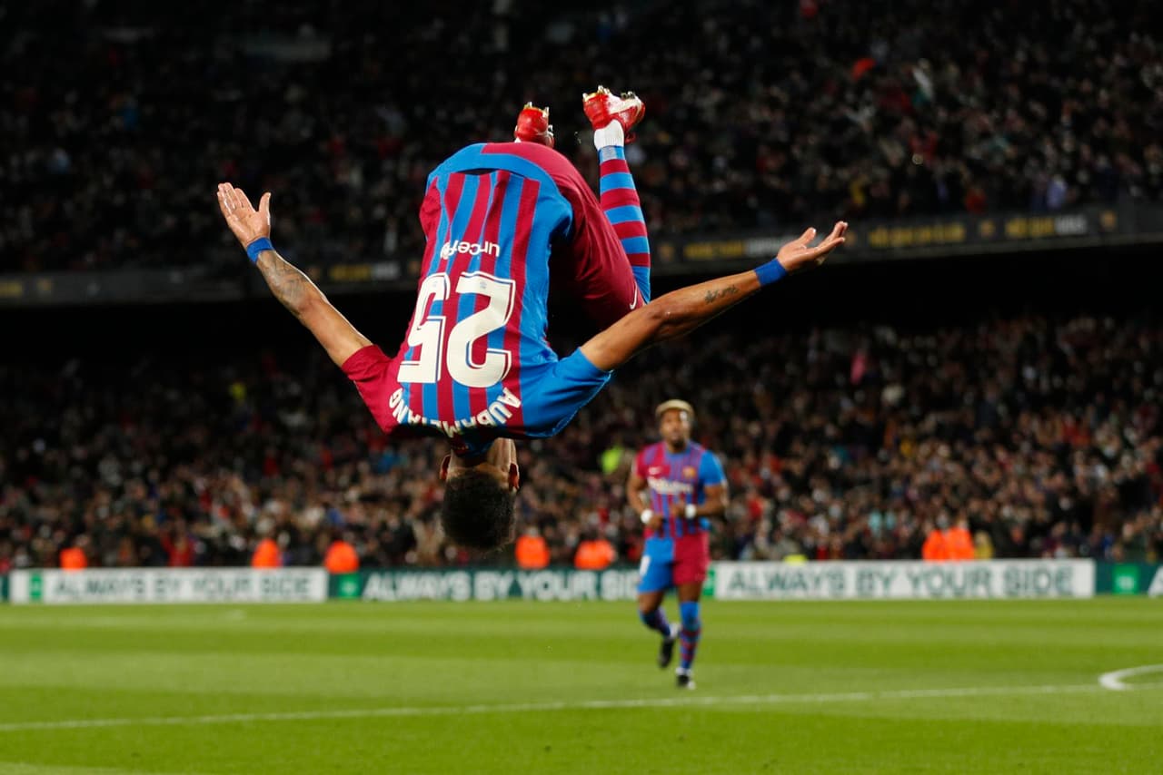 Barcelona agarra ritmo y golea al Athletic 4-0 durante la J26 en La Liga. Aubameyang, Dembele, de Jong y Depay fueron los goleadores de la tarde y suman un triunfo mas en semana dorada para los blaugrana.