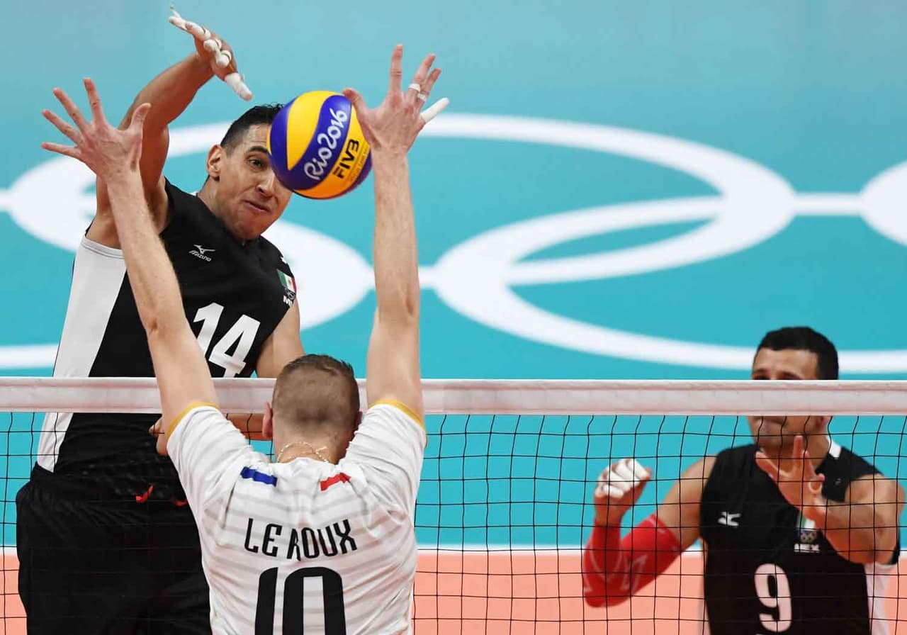 México cosechó su segunda derrota en el torneo de voleibol masculino de los Juegos Olímpicos de Río al caer por 3-0 ante una Francia que en todo momento dio muestras de su superioridad, lo que deja a los aztecas en una complicada situación en el Grupo A con vistas al pase a los cuartos de final del torneo.