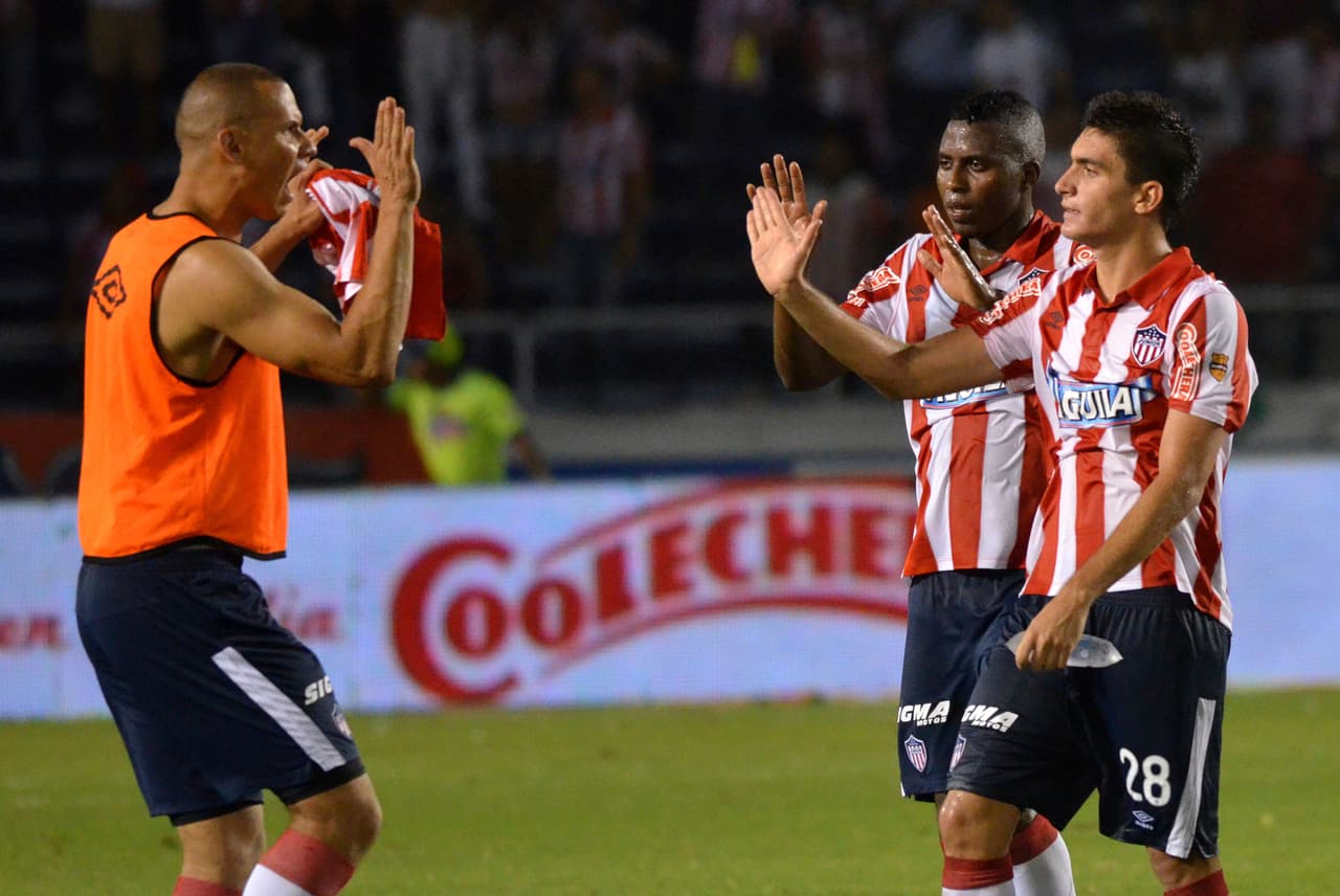 Junior vive un presente difícil luego de ocupar los últimos lugares de su torneo local y ser eliminado temprano de los torneos internacionales.