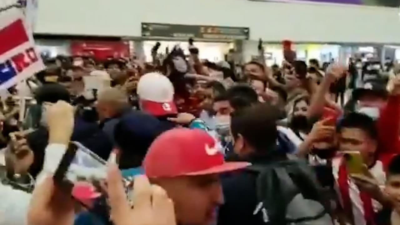 Jesús Corona resucitó en la portería con el Cruz Azul