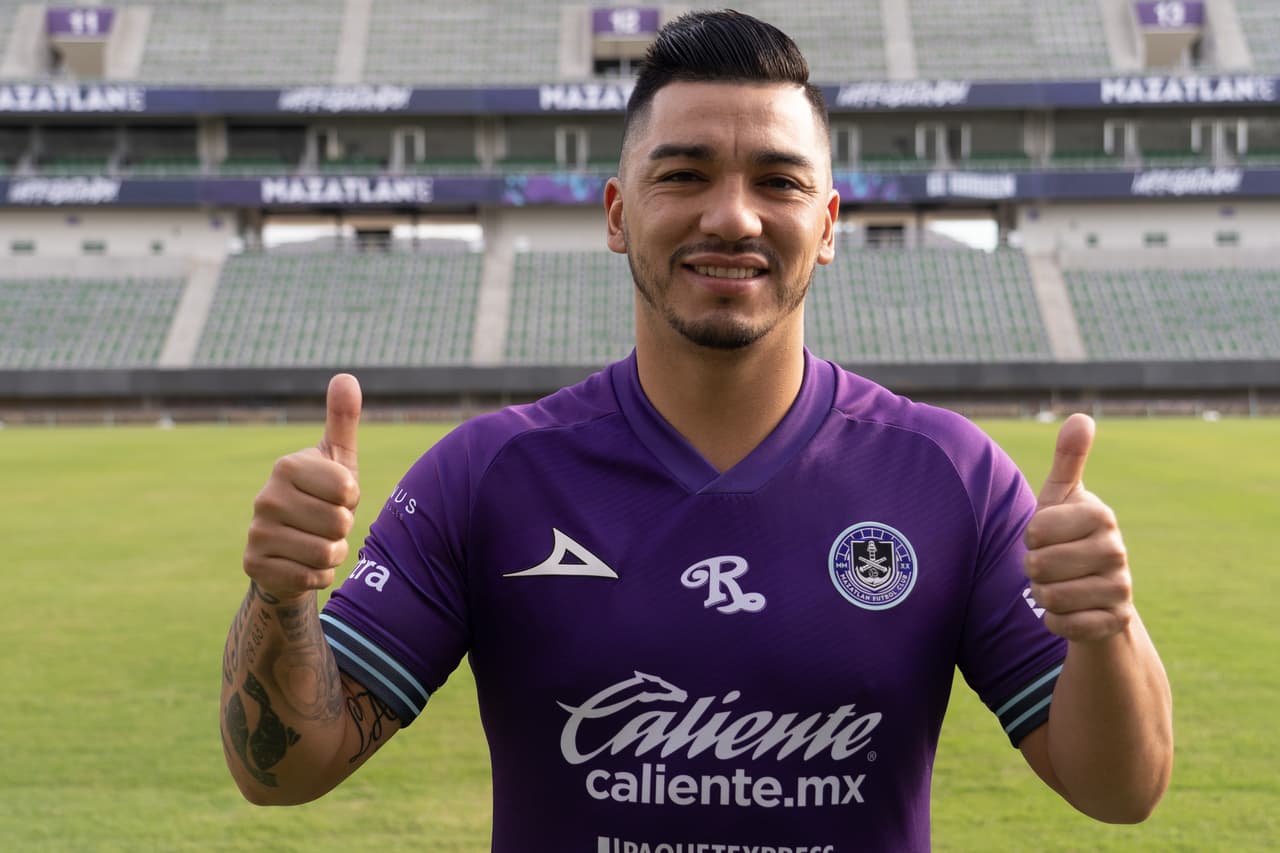 'Lolo' Reyes deja el Atlas para reforzar al Mazatlán FC