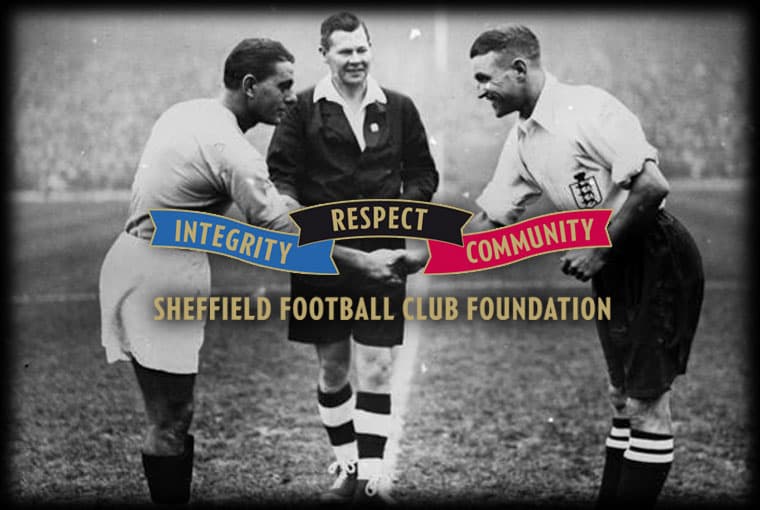 El partido se jugó en Sandygate Road, el estadio más antiguo del mundo y casa del Hallam FC.