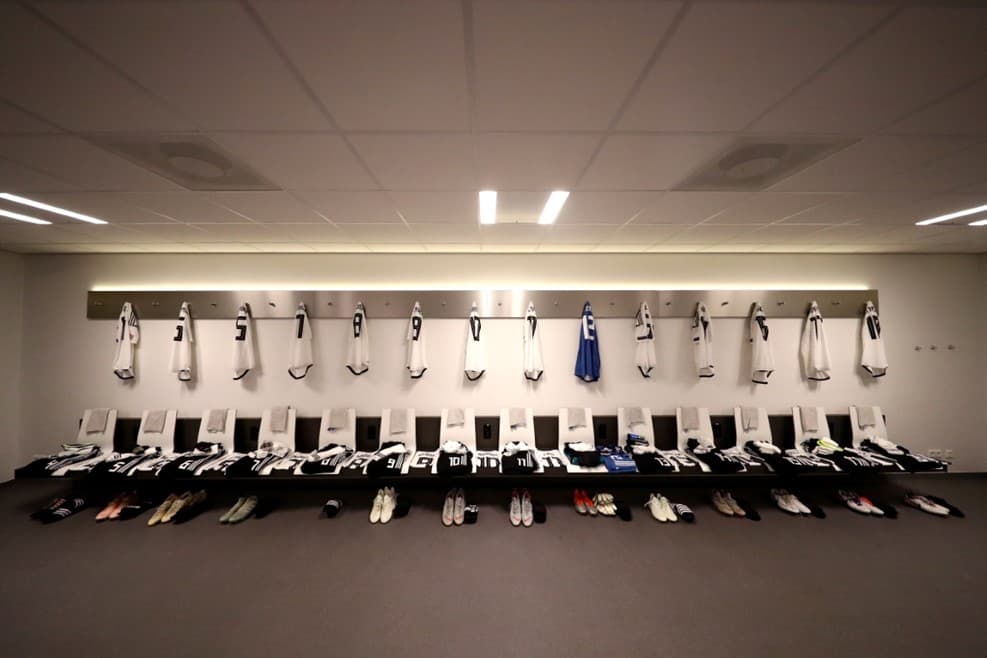 Y así estaba el de Alemania. Neuer, Boateng, Hummels, Ginter, Hector, Kimmich, Can, Kroos, Muller, Werner, Uth sería su equipo inicial.