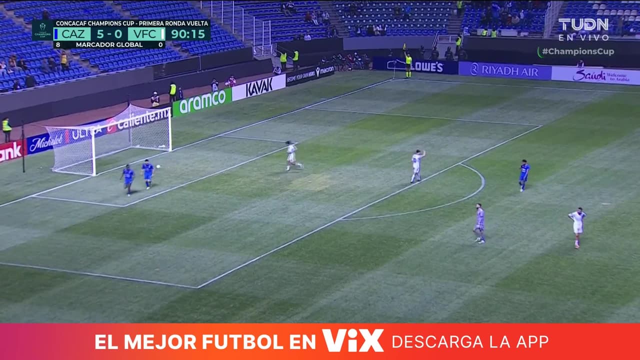 ¡Le anulan su gol a Christian Ebere! Clara posición adelantada