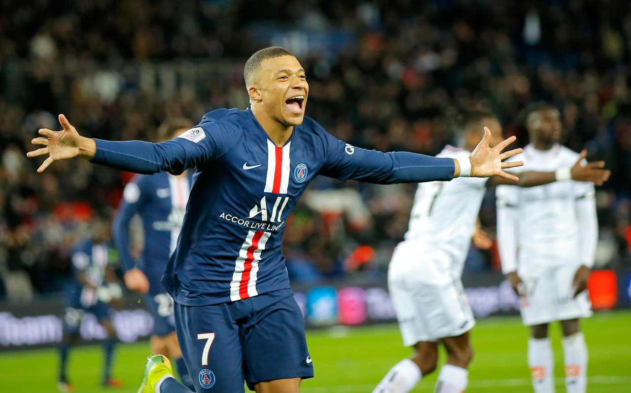 Kylian Mbappé | PSG | 213.5 millones de dólares aproximadamente.