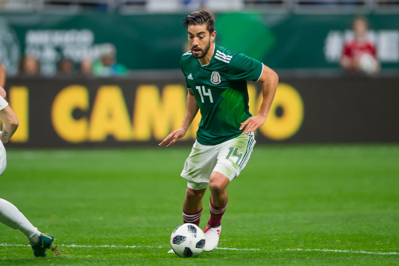 El rendimiento del mediocampista no ha pasado desapercibido de los ojos de Juan Carlos Osorio, quien lo ha llevado a algunos amistosos y a la Copa Oro 2017, en la que anotó ante Honduras.