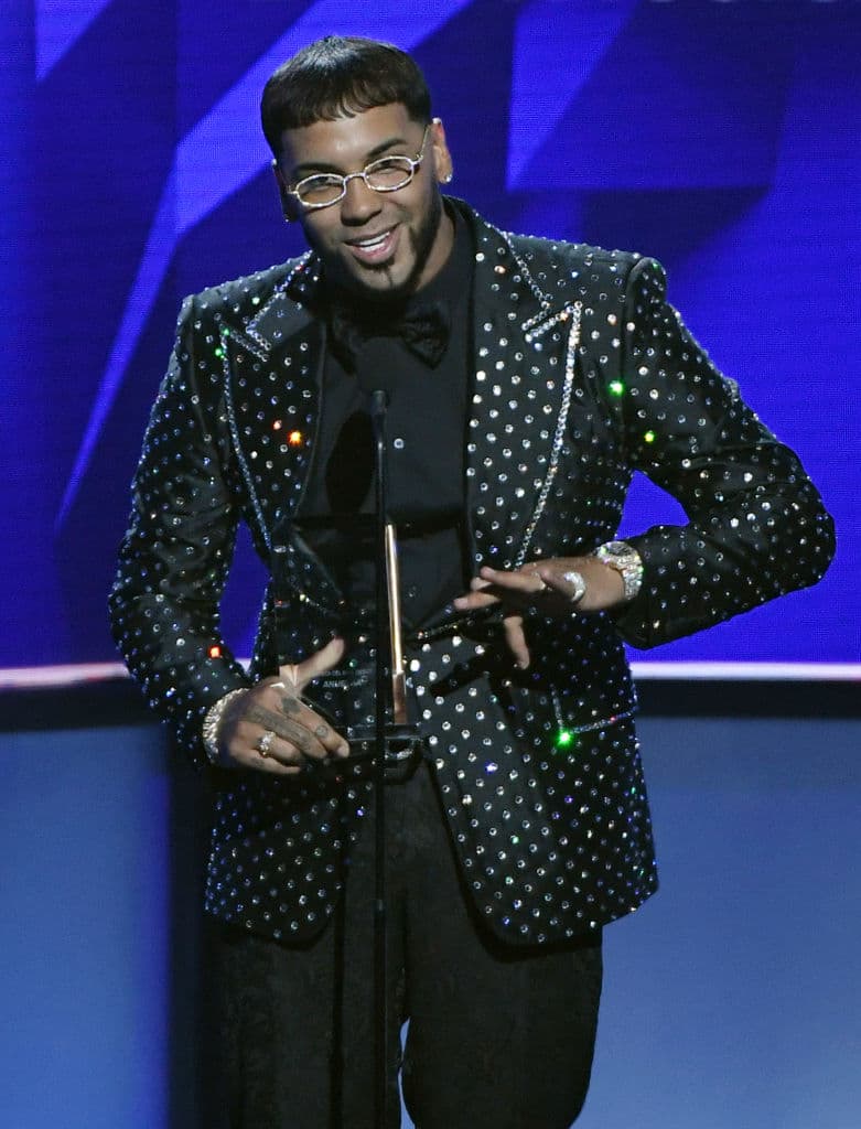 Por su parte, Karol G dio a conocer la noticia de la ruptura a través de una historia en su Instagram.
<br>