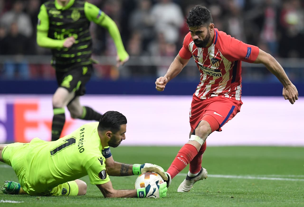 En la segunda mitad, Diego Costa volvió a acercarse al área del Sporting pero no consiguió superar a Rui Patricio.