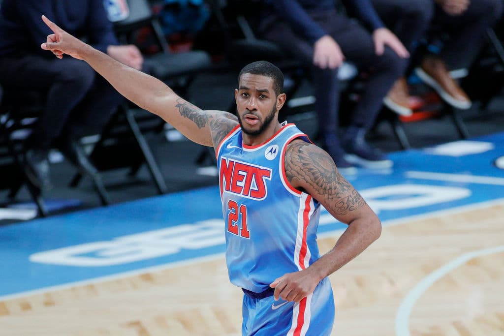 Sorpresa: LaMarcus Aldridge anuncia su retiro definitivo de la NBA 
