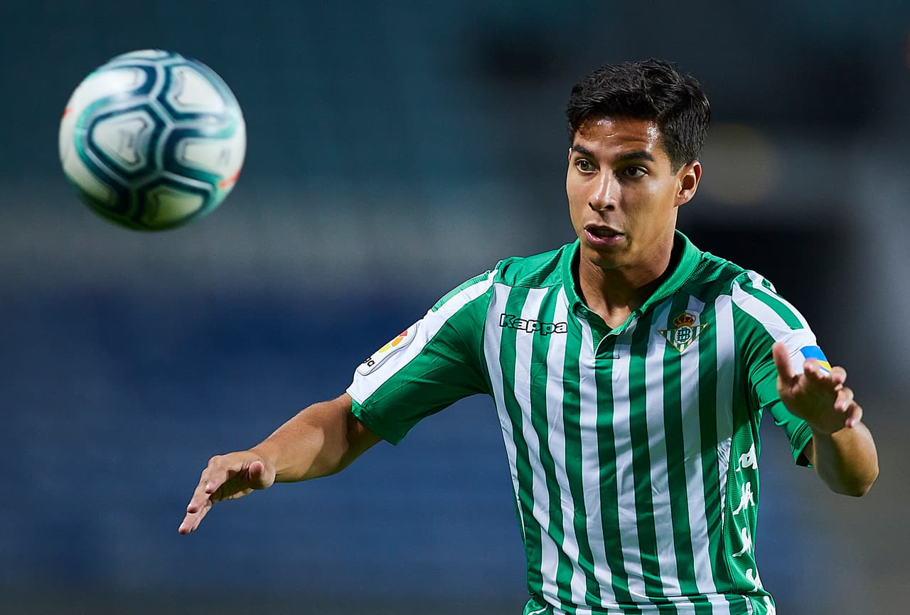 Diego Lainez, firme en sumar y aportar al Betis en la temporada