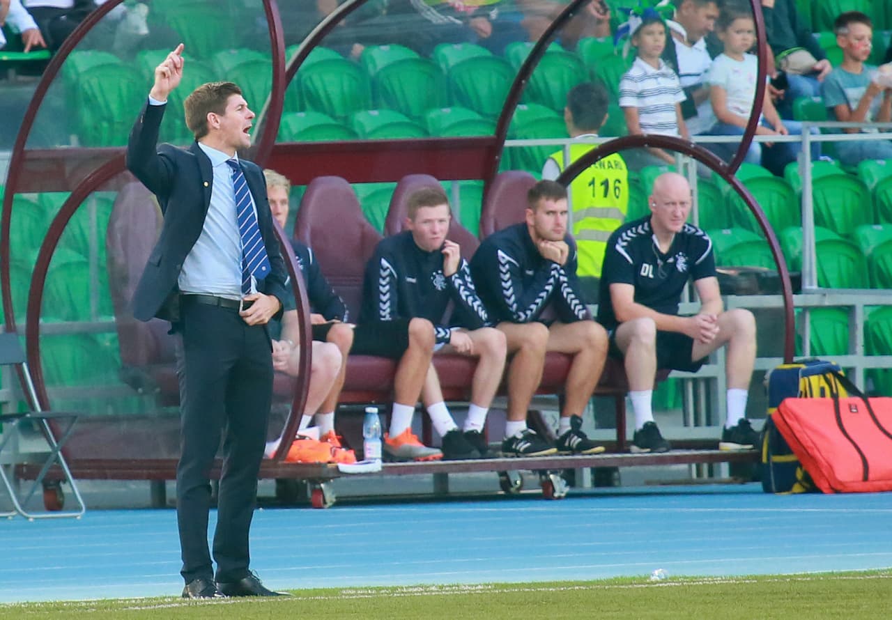 El equipo escocés tiene como gran atractivo la presencia como técnico del inglés Steven Gerrard, que debuta como estratega a nivel internacional.