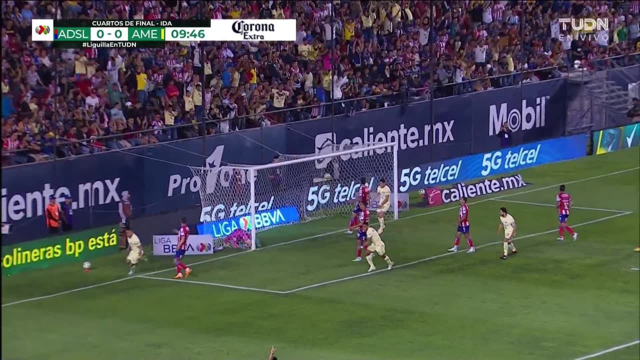 ¡GOOOL! Jonathan Rodríguez anota para América.