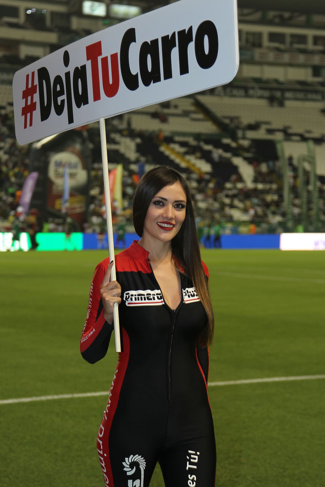 La belleza de las porristas en la vuelta de cuartos de final del Apertura 2015 de la Liga MX