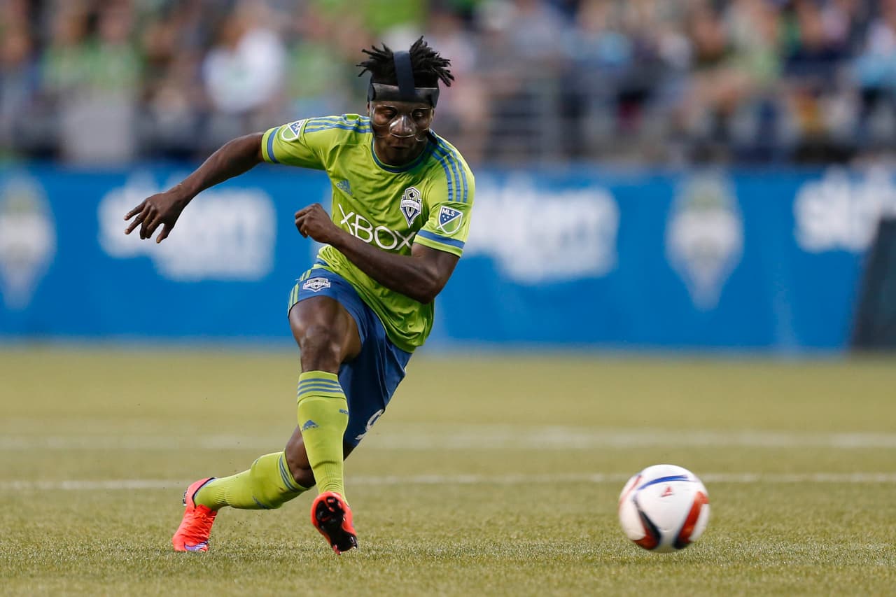 <b>Obafemi Martins</b>
<br>El explosivo nigeriano fue de las cartas fuertes en Seattle Sounders para buscar su primera MLS Cup. Su rendimiento goleador se caía en Playoffs y justo al siguiente año en que se marchó, los Esmeraldas salieron campeones.