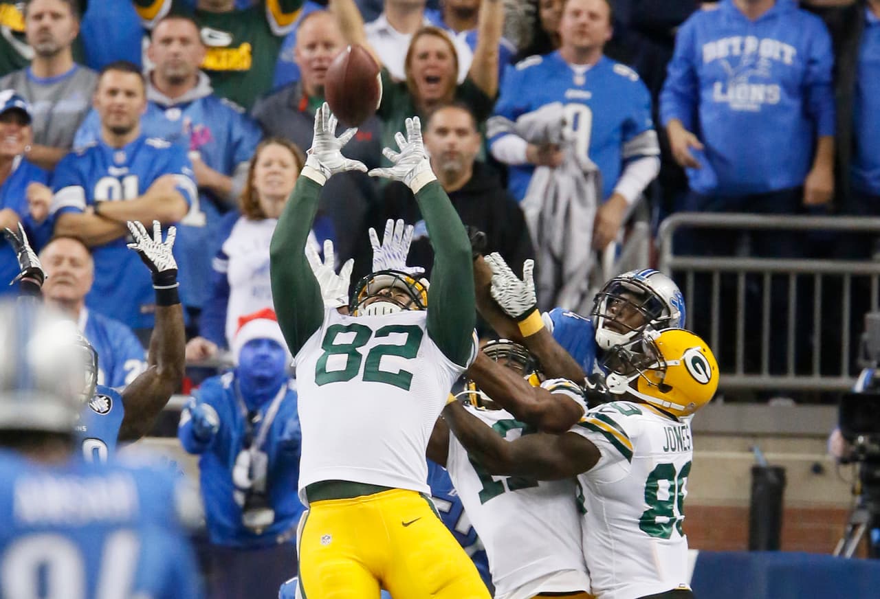 Los Green Bay Packers vencieron 27 - 23 a los Detroit Lions en milagroso final con una recepción en pase de 'Ave María' de Richard Rodgers a envío de Aaron Rodgers.