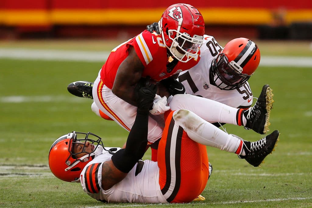 Los Kansas City Chiefs demuestran porque fueron el mejor equipo de la temporada y consiguen una sufrida victoria de 17-22 sobre los Cleveland Browns.