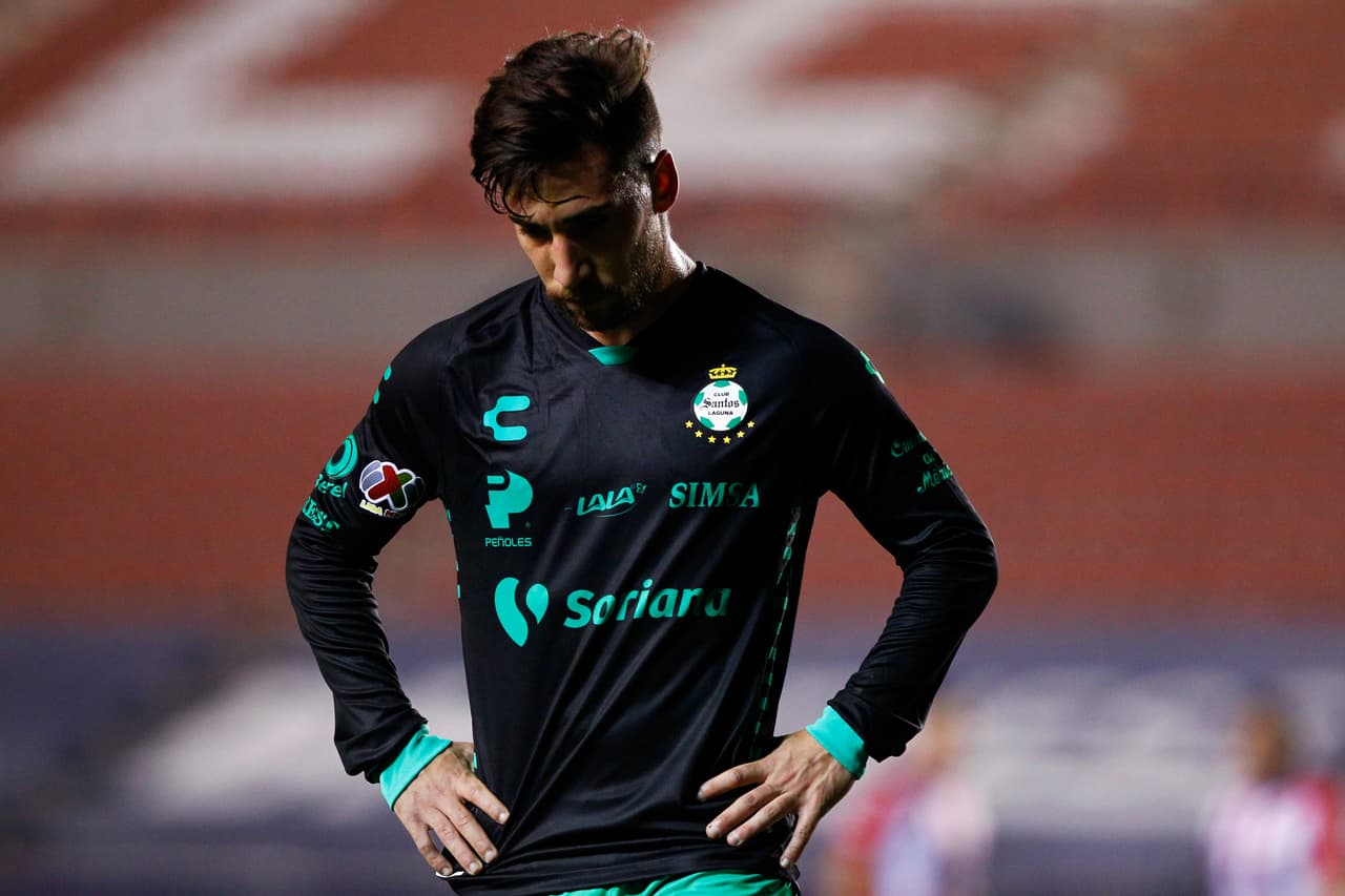 Santos respira; Fernando Gorriarán evita entrar a quirófano